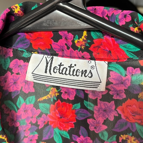 *SOLD* Vintage Notations floral short sleeve button up with collar - Picture 3 of 7